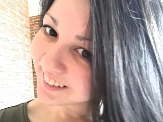 RedMoonGirl - Chat intime avec cette Magnifique femme en chaleur maigrichonne sur la plateforme XLove.com 