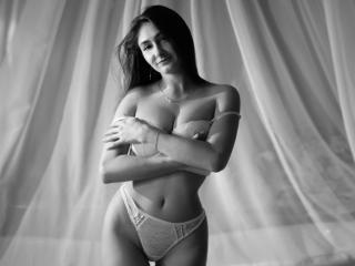 IrisVenetta - Live porn & sex cam - Img 157